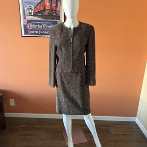 LINDA ALLARD FOR ELLEN TRACY dark brown and cream wool blend women’s skirt suit